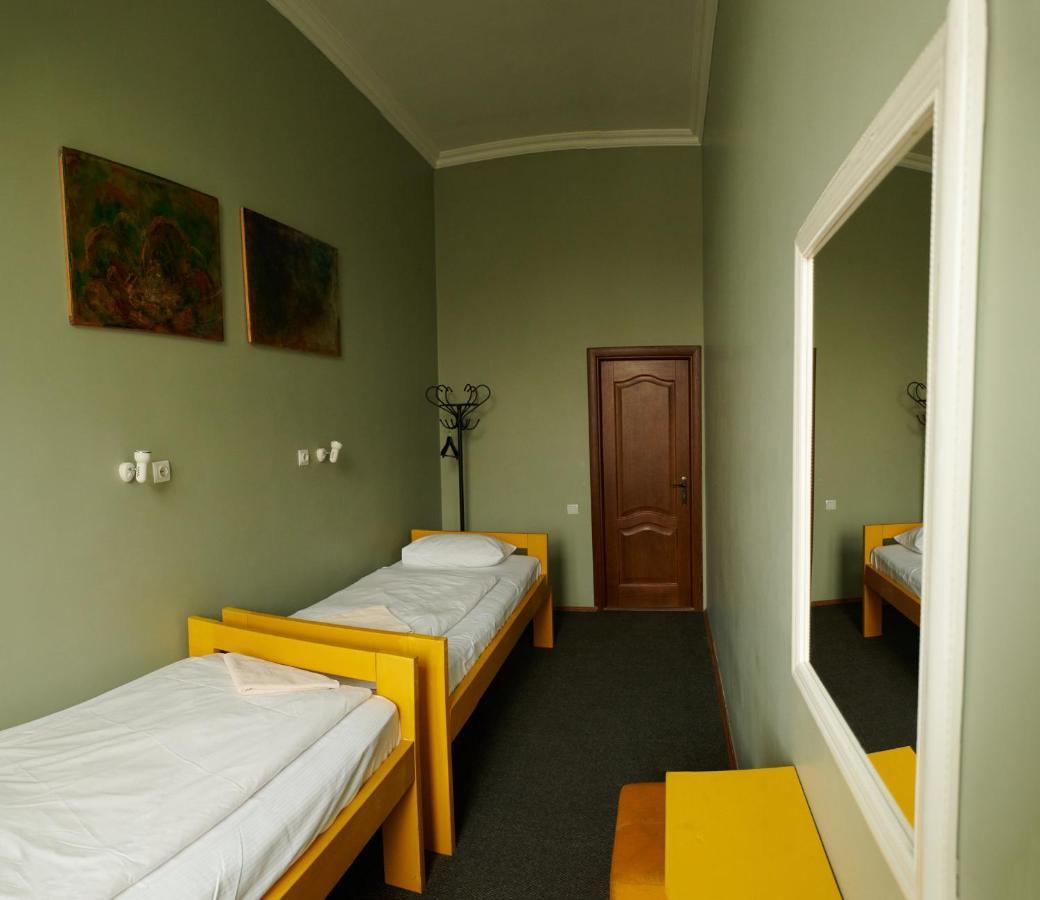 Old City Hotel Lviv Buitenkant foto